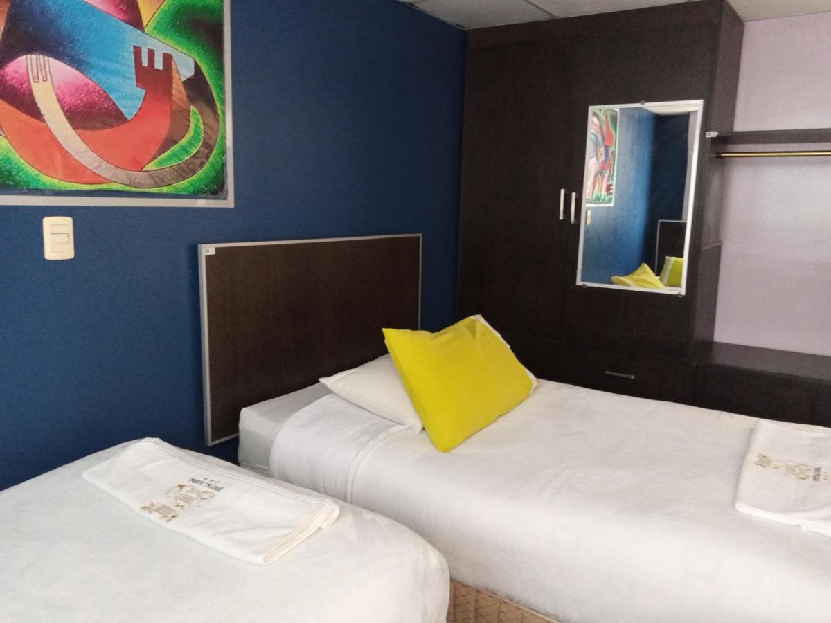 拉巴斯 Hostal Naval酒店 外观 照片